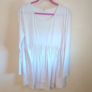 Zenana Outfitters White Long Sleeve Peplum Tunic